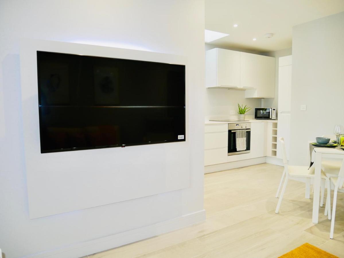 Beautiful Brand New Apartment Near The Beach Bournemouth Esterno foto